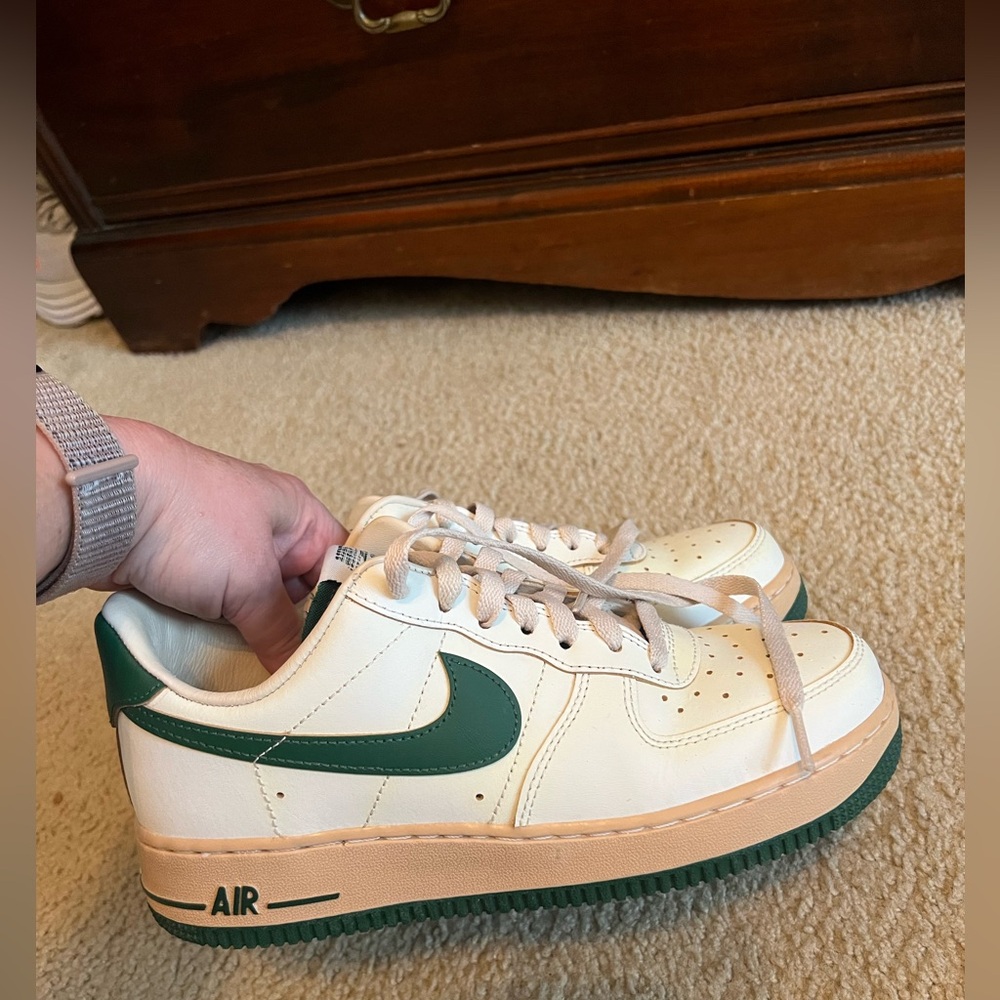 Nike Air Force 1-Women size 7.5; Men size 6